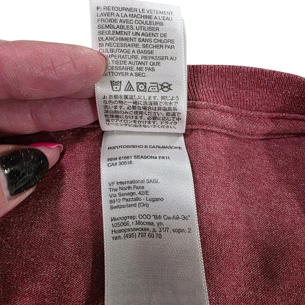 The North Face Pullover Shirt Mens Maroon XL Short Sleeve Knit Graphic Print Tee